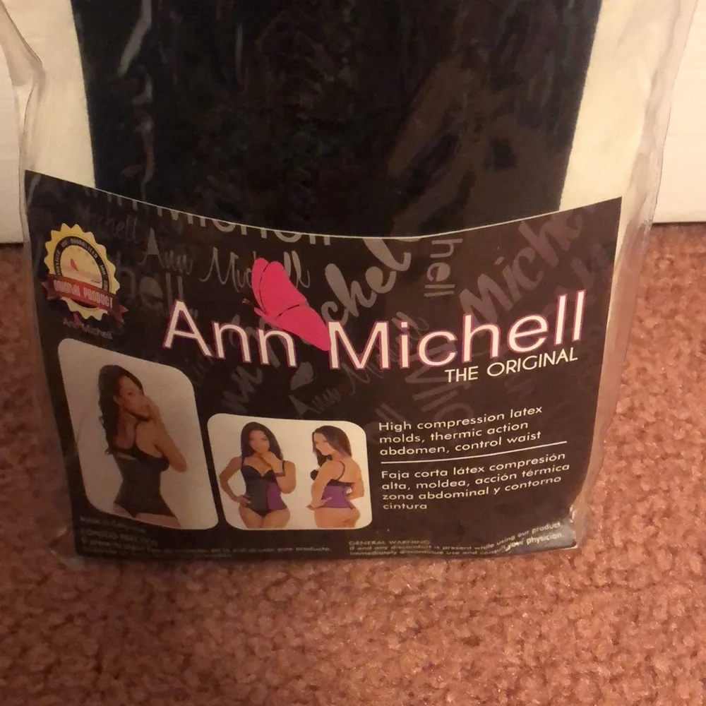 Ann Michell The Original - Picture 5 of 8